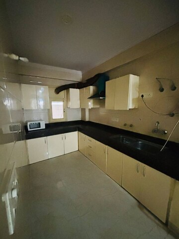 Kitchen in 2 BHK Builder Floor at Saurabh Niwas, Sector 40 – for Rent