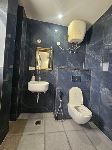 Bathroom in 2 BHK Builder Floor at DLF Star Mall, Sector 30 – for Rent