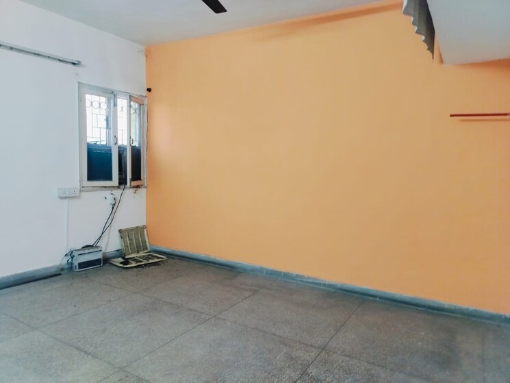 Room, sarita vihar 3 Bedroom 1500 Sq.Ft. Apartment In Sarita Vihar Delhi 8209260