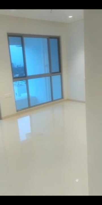 Room in 4 BHK Apartment at Merlin Ventana, Baner – for Sale