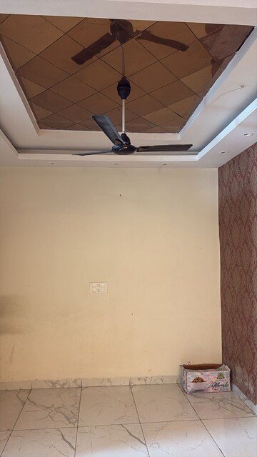 Room in 3 BHK Apartment at Harmony Imperial Apartments, Kishanpura – for Rent