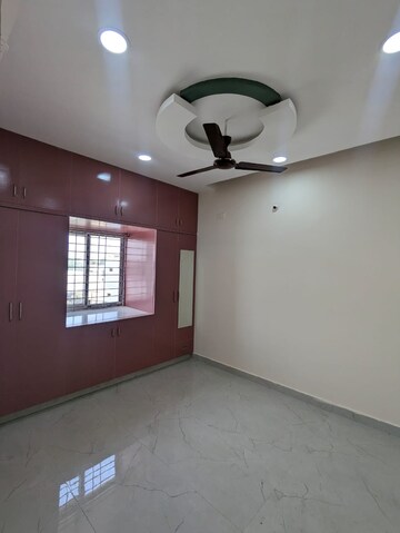 Room in 2 BHK Apartment at Raghavendra Arcade, Kondapur – for Rent