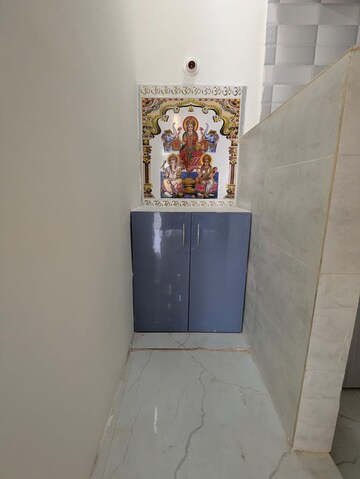 Furnished Amenities in 2 BHK Apartment at Raghavendra Arcade, Kondapur – for Rent