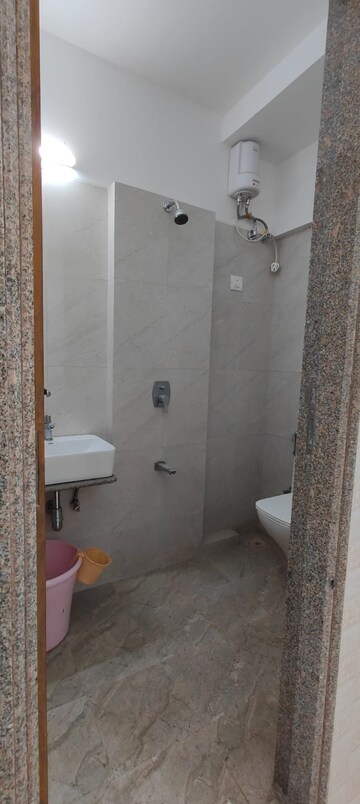 Bathroom in 1 BHK Apartment at Solitaire Malad West, Malad West – for Rent