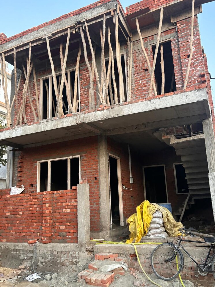 Exterior View, gomti nagar 3 Bedroom 1950 Sq.Ft. Independent House In Gomti Nagar Lucknow 8209422