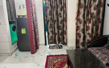 2 BHK Builder Floor For Rent in Sector 33