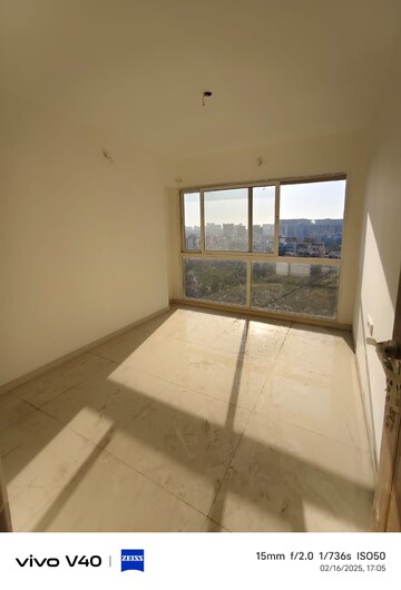 Room in 3 BHK Apartment at Moreshwar 19 East, Nerul – for Sale