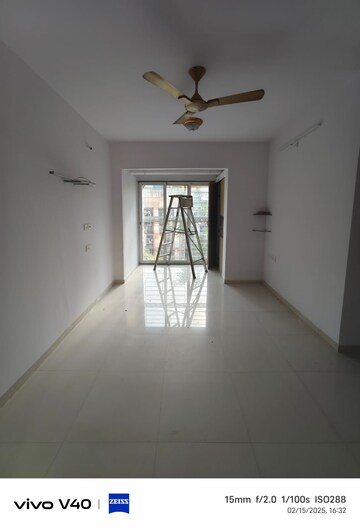 Room in 2 BHK Apartment at Shelton Vista, Nerul – for Rent