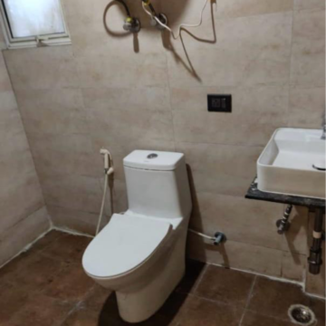 Bathroom in 3 BHK Apartment at M R Platinum 321, Sehani Khurd – for Sale