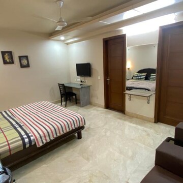 Bedroom in 4 BHK Builder Floor at South Extension – for Rent