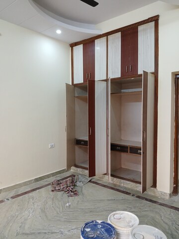 Furnished Amenities in 3 BHK Villa at RWA Apartments Sector 122, Sector 122 – for Rent