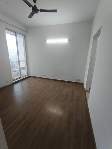 Room in 3 BHK Apartment at Shapoorji Pallonji Joyville Phase 2, Sector 102 – for Sale