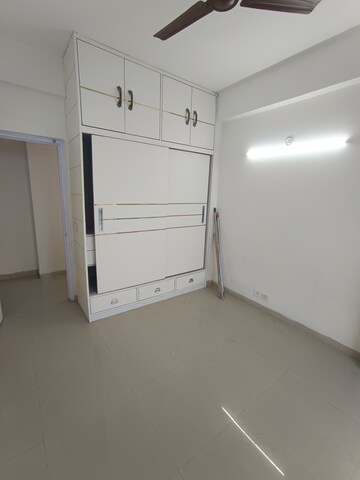 Room in 3 BHK Apartment at Shapoorji Pallonji Joyville Phase 2, Sector 102 – for Sale