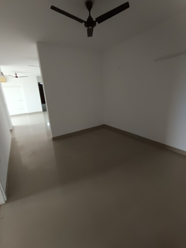 Room, shapoorji-pallonji-joyville-gurgaon 3 Bedroom 1852 Sq.Ft. Apartment In Sector 102 Gurgaon 8209659