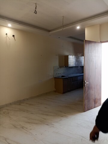 Master Bedroom in 3.5 BHK Villa at Sahastradhara Road – for Sale