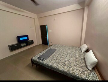 Bedroom in 1 RK Builder Floor at Somajiguda – for Rent