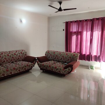 2 BHK Apartment For Rent in Highland Park Chandigarh Pabhat Zirakpur  8209706