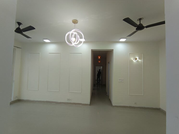 Room, emaar-imperial-gardens 3.5 Bedroom 2025 Sq.Ft. Apartment In Sector 102 Gurgaon 8209703