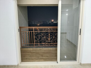 Room in 3 BHK Apartment at Acropolis CHS, Vile Parle West – for Rent