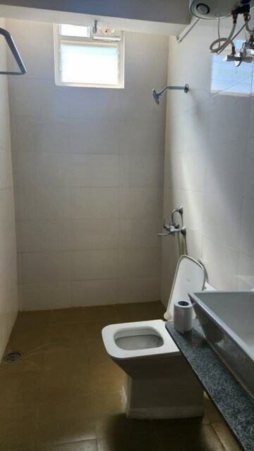 Bathroom in 3.5 BHK Apartment at Indiranagar – for Rent
