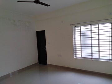 Room in 4 BHK Independent House at Amrit Pebble Bay Ph II, Baghmugalia – for Sale