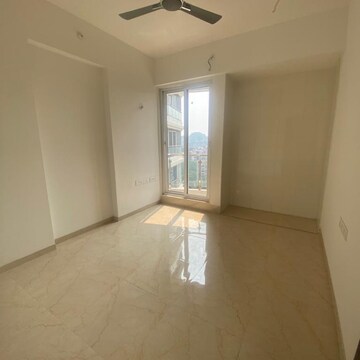 Room in 2 BHK Apartment at Rosa Manhattan, Anu Nagar – for Rent