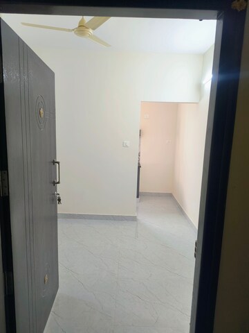 Room in 1 BHK Builder Floor at Reliaable Lakedew Residency, Harlur – for Rent