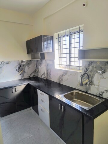 Master Bedroom in 1 BHK Builder Floor at Reliaable Lakedew Residency, Harlur – for Rent
