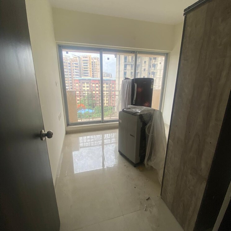 undefined, shree-tirupati-stg-signature-residency 2 Bedroom 610 Sq.Ft. Apartment In Thane West Thane 8209849