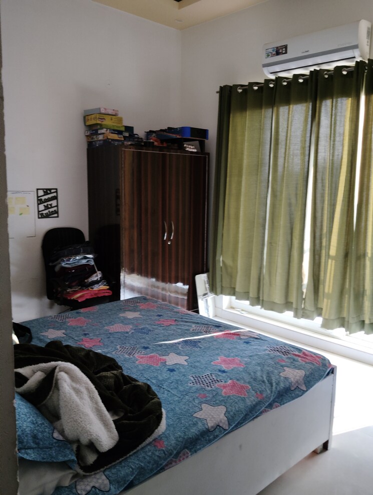Bedroom, grihapravesh 2 Bedroom 1175 Sq.Ft. Apartment In Sector 77 Noida 8209861