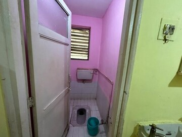 Attached Bathroom in 1 BHK Apartment at Shree Chitrakut CHS, Dahisar East – for Rent