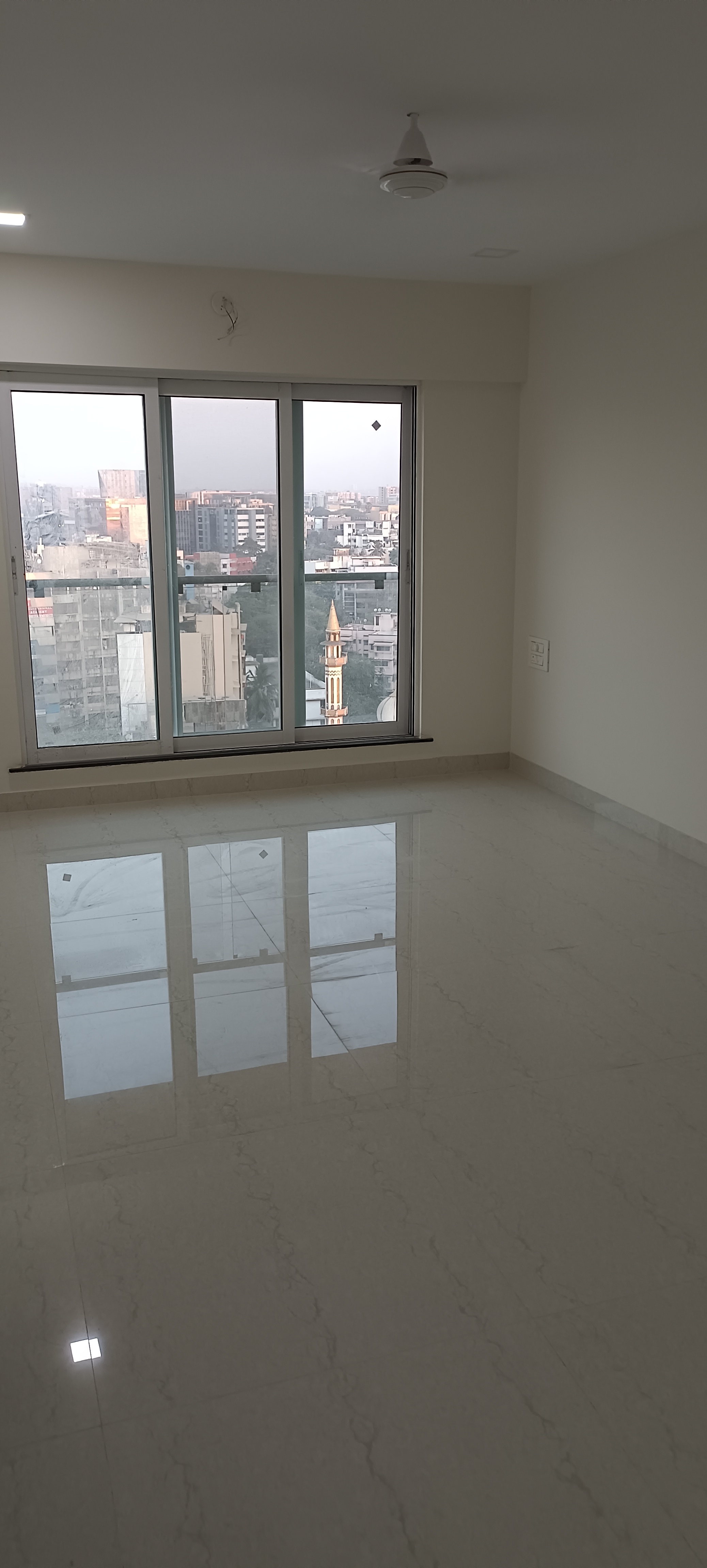 3 BHK 1000 Sq.Ft. Apartment in New India Himalaya