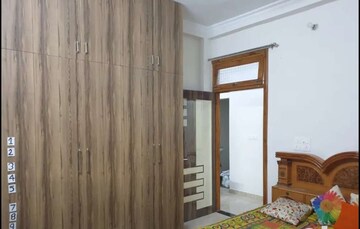 Room in 3 BHK Apartment at Vipul Greens, Sector 48 – for Sale