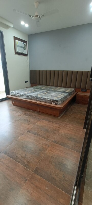 Bedroom in 3 BHK Apartment at Sahara Grace, Sector 54 – for Sale