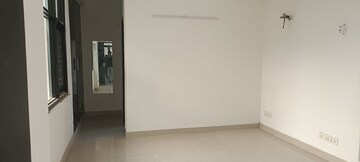 Room in 4 BHK Apartment at Sector 19, Dwarka – for Rent