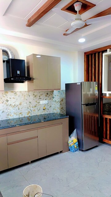 Kitchen in 3 BHK Builder Floor at Sector 41 – for Rent