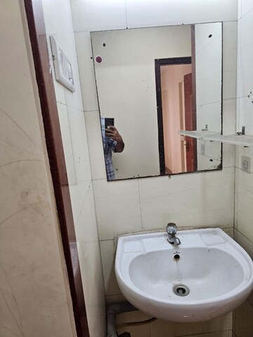 Bathroom in 3 BHK Apartment at Haware Parekh Apartment, Chembur – for Rent