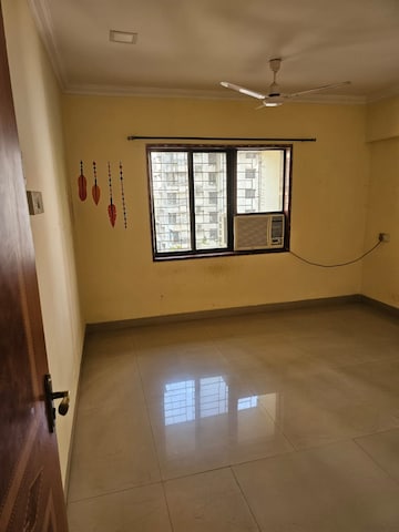 Bedroom in 3 BHK Apartment at Haware Parekh Apartment, Chembur – for Rent