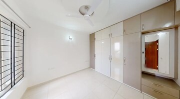 Room in 2 BHK Apartment at Vaishnavi Oasis, Jp Nagar – for Sale