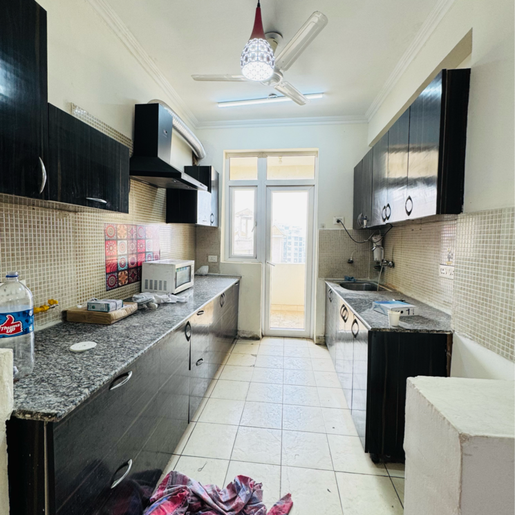 Kitchen, amrapali-silicon-city 3.5 Bedroom 1835 Sq.Ft. Apartment In Sector 76 Noida 8210206