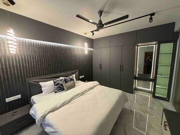 Room in 3 BHK Apartment at Malviya Nagar – for Rent