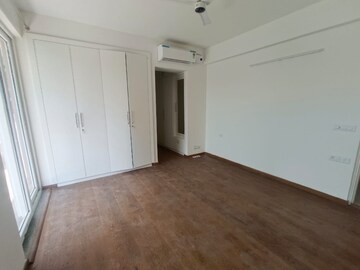 Room in 3.5 BHK Apartment at Tata La Vida, Bajghera – for Rent