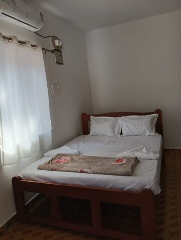 Bedroom in Studio Apartment at Saligao – for Rent