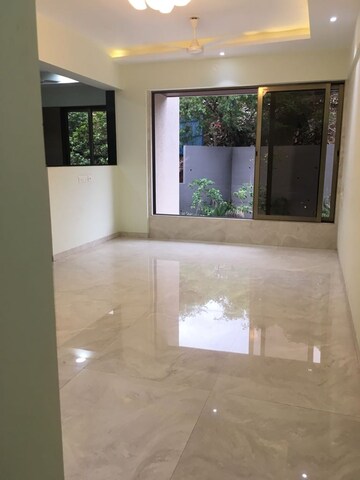 Room in 2 BHK Apartment at Goyal Lakshchandi Heights, Goregaon East – for Rent