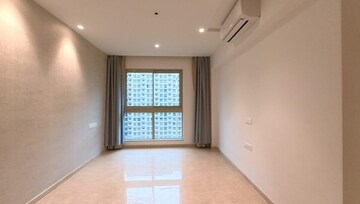 Room in 2 BHK Apartment at Castle Rock, Powai – for Rent