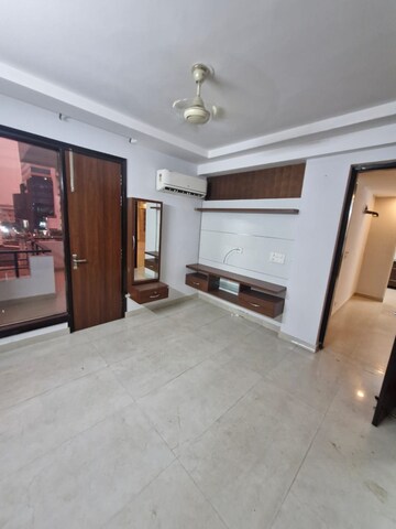 Living Room in 3 BHK Builder Floor at Empire Floors, Sector 57 – for Rent