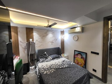 Bedroom in 3 BHK Builder Floor at Paschim Vihar – for Rent