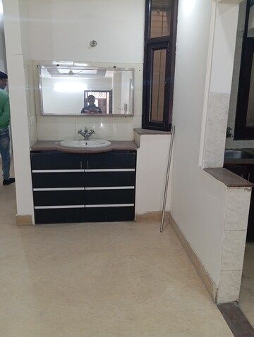 Kitchen in 3 BHK Builder Floor at Krishna Nagar – for Rent