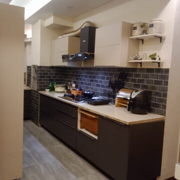 Kitchen in 3 BHK Apartment at DLF The Carlton Estate, Sector 53 – for Rent