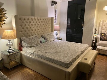 Bedroom in 3 BHK Builder Floor at Paschim Vihar – for Rent